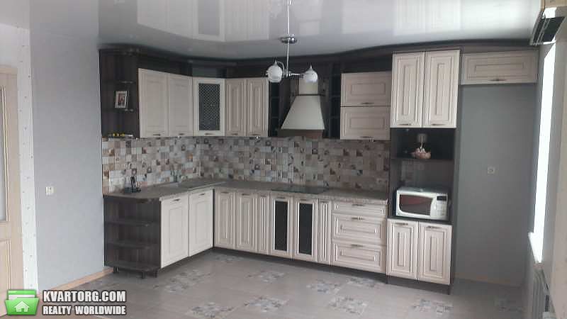Rent out 3-room apartment. Харьков, Броненосца Потемкин — photo 1