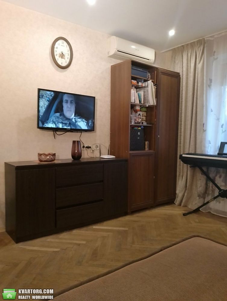 Sell 1-room apartment. Киев,  Оболонский пр — photo 1