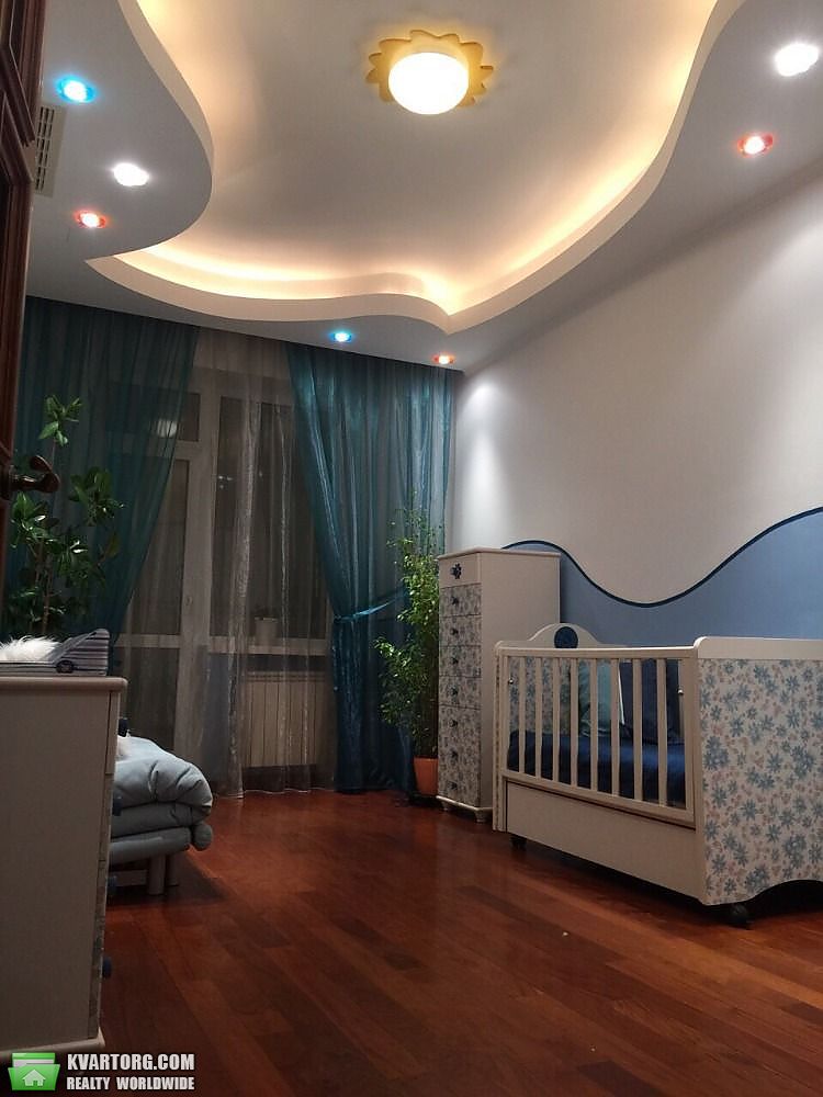 Sell 4-room apartment. Киев,  Ковпака — photo 7
