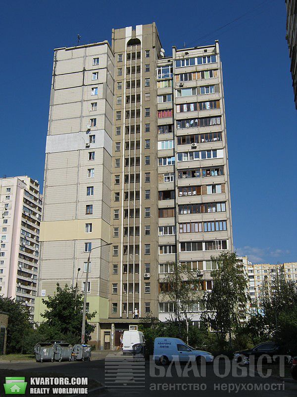 Sell 4-room apartment. Киев,  Руденко — photo 3
