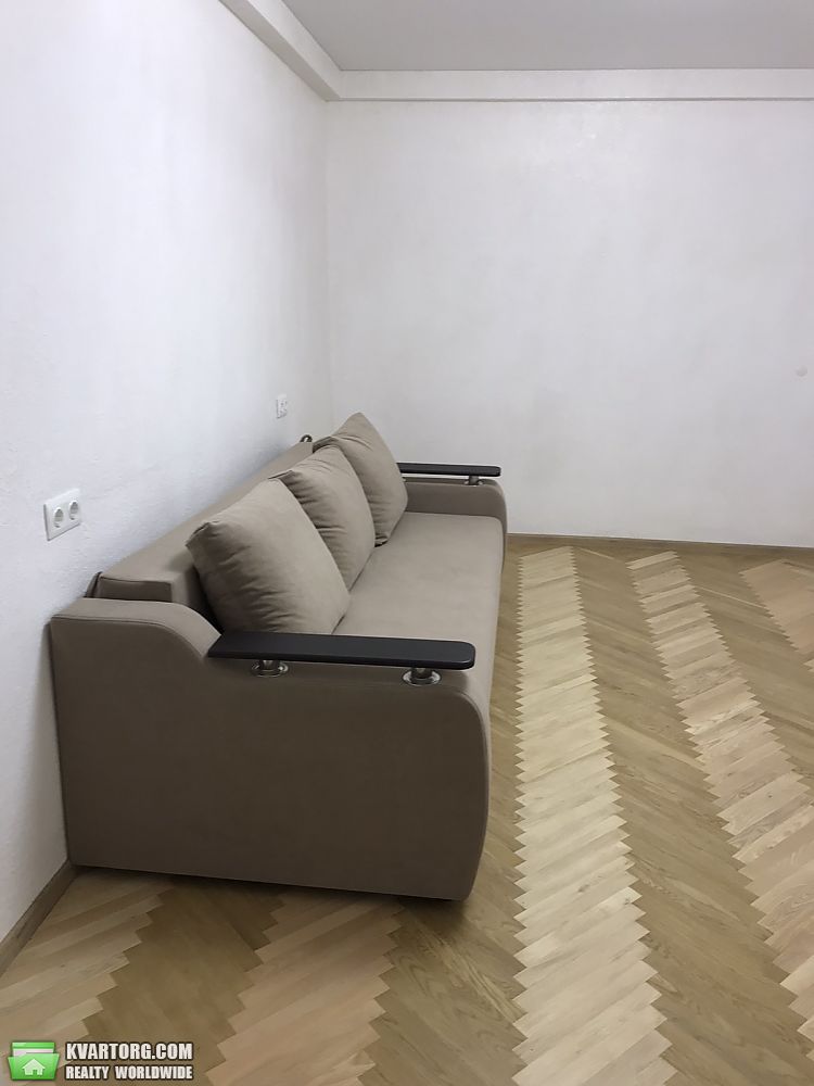 Rent out 2-room apartment. Киев, Пражская — photo 5