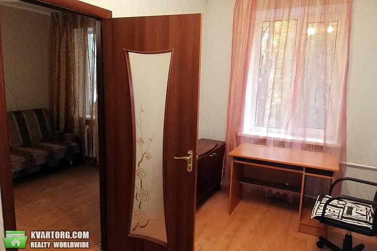 Rent out 3-room apartment. Киев,  Антонова — photo 3