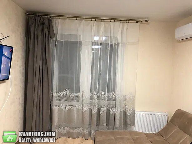 Rent out 1-room apartment. Киев, Журавлина — photo 9