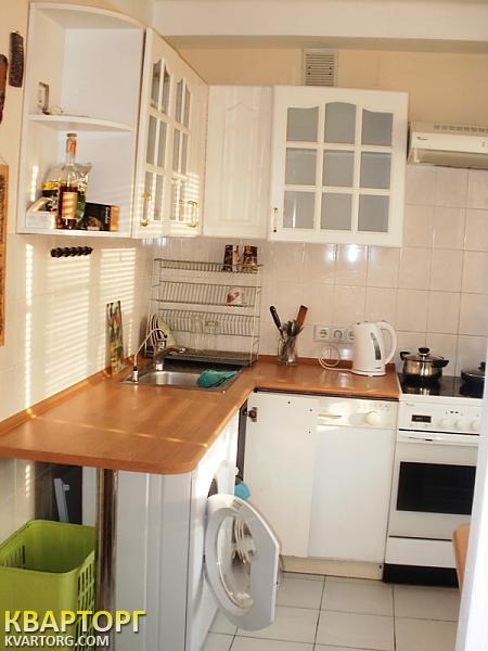 Rent out 3-room apartment. Киев, Лаврский пер. — photo 2