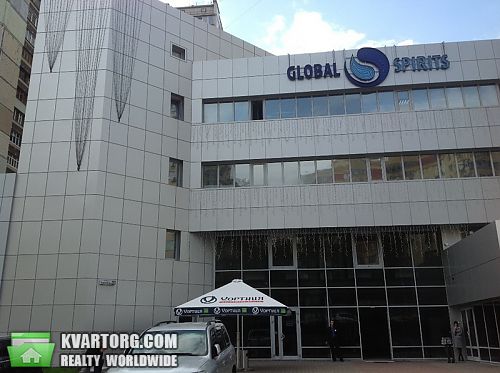 Rent out office. Киев, Черновола — photo 1
