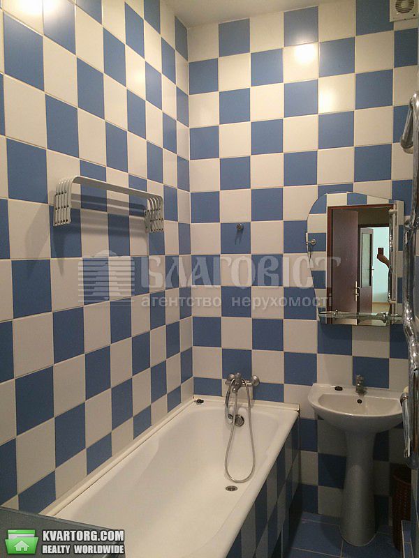 Rent out 2-room apartment. Киев,  Киквидзе — photo 3