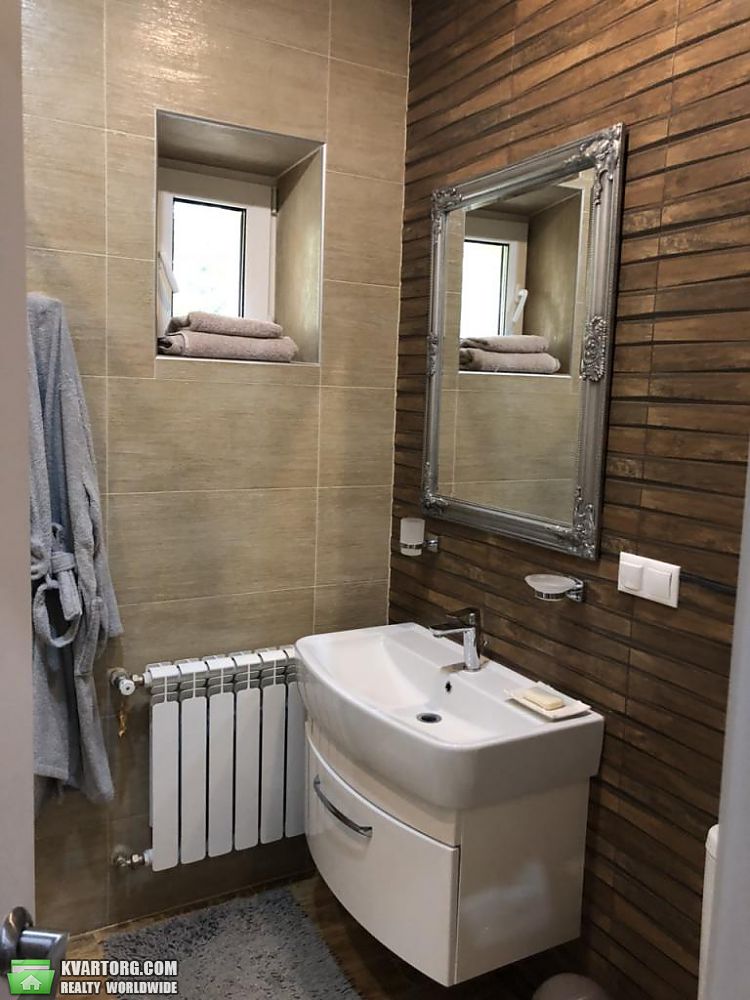 Rent out 3-room apartment. Киев,  Гончара — photo 9