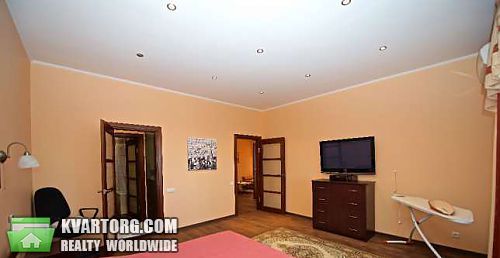 Rent out 2-room apartment. Киев, Почайнинская — photo 7