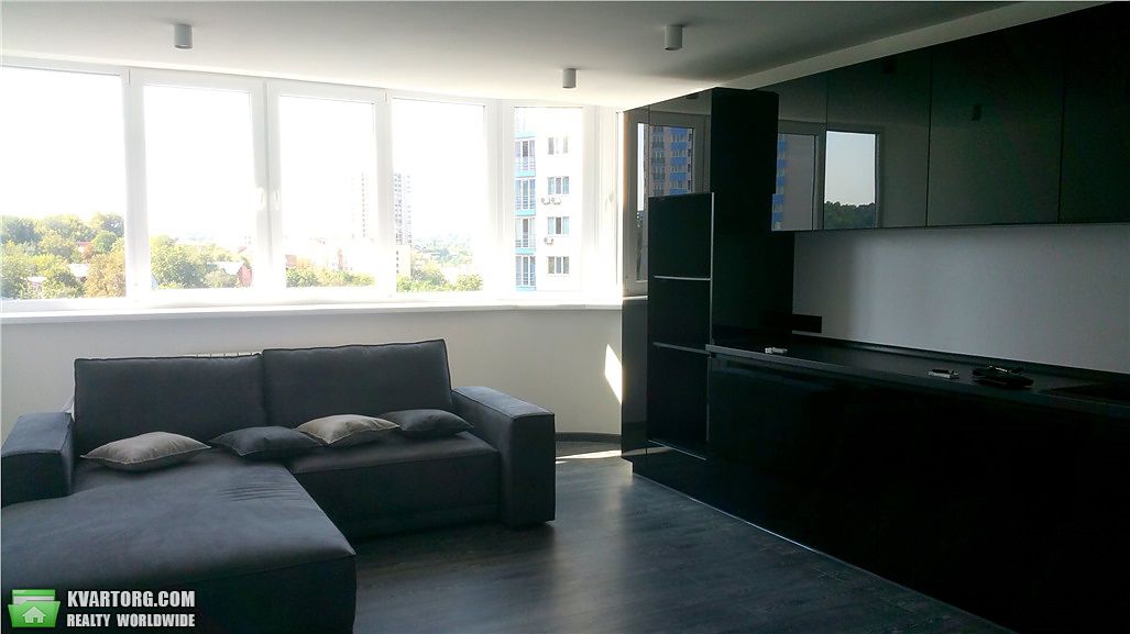Sell 2-room apartment. Киев, ул.Демеевская — photo 1