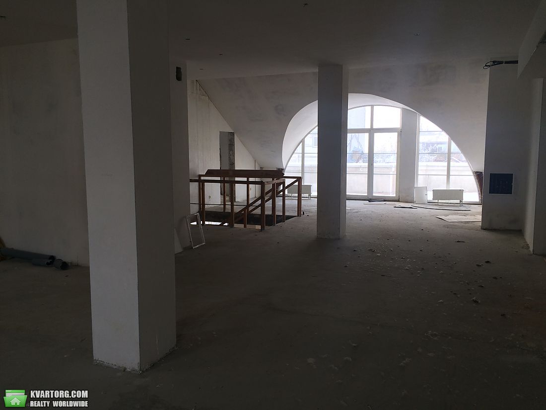 Sell multi-room apartment. Киев,  Франка Ивана — photo 8
