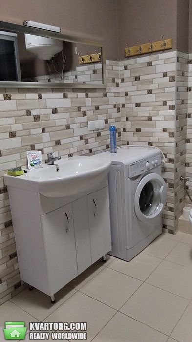 Rent out 2-room apartment. Киев,  Харьковское шоссе — photo 7