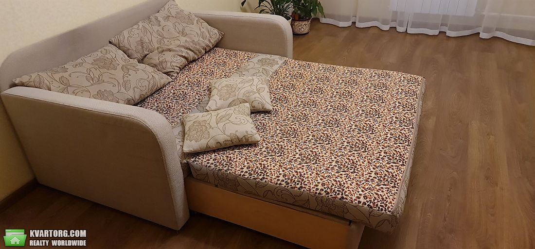 Rent out 3-room apartment. Киев, Чернобыльская ул. — photo 4