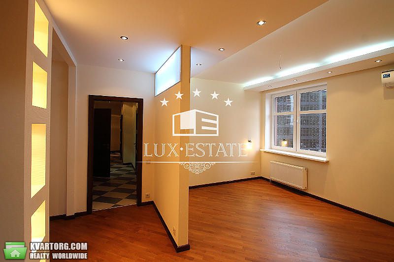 Sell 3-room apartment. Киев,  Щорса — photo 1
