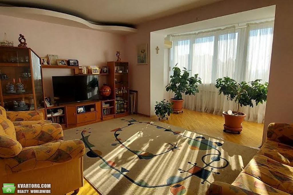 Sell 3-room apartment. Киев,  Окипной — photo 1