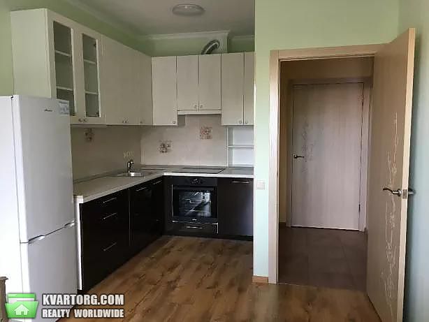 Rent out 1-room apartment. Киев, Нижнеключевая — photo 10