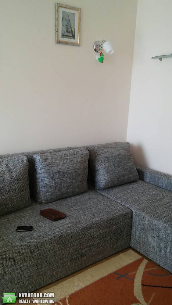 Rent out 1-room apartment. Киев,  Ракетная — photo 1