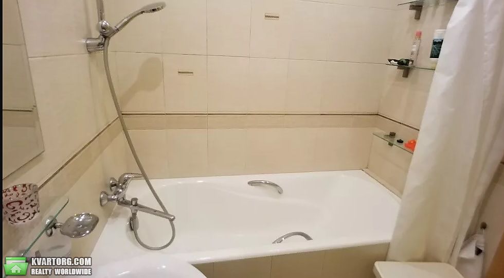 Rent out 3-room apartment. Киев, Порика 7 Б — photo 8