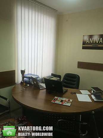 Rent out office. Киев, Б.Хмельницкого 32, 62 м.к — photo 1