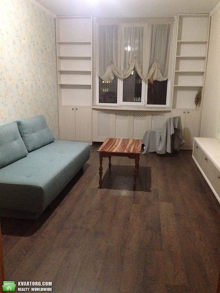 Rent out 2-room apartment. Киев,  Урловская — photo 6