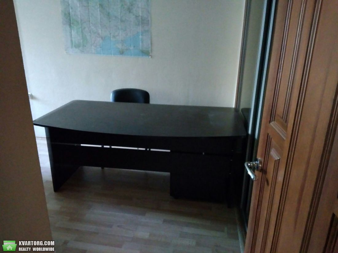 Rent out office. Киев,  Владимирская — photo 2