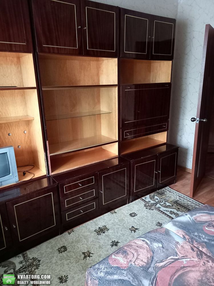 Sell 2-room apartment. Киев,  Маяковского — photo 3