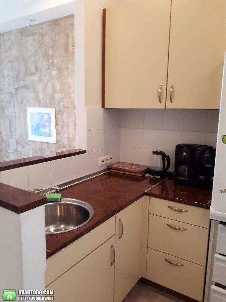 Rent out 2-room apartment. Киев,  Тарасовская — photo 5