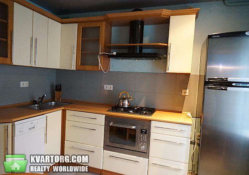 Rent out 3-room apartment. Киев, Межигорская — photo 5