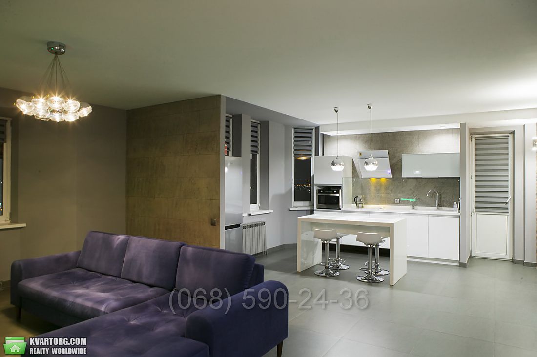 Sell 3-room apartment. Киев,  Срибнокильская — photo 1