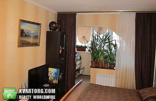 Sell 2-room apartment. Киев, Уборевича — photo 1