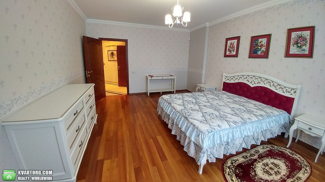 Rent out 4-room apartment. Киев,  Окипной — photo 5