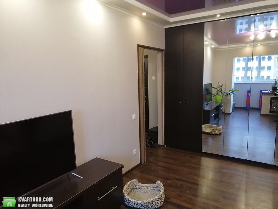 Sell 2-room apartment. Киев,  Лятошинского — photo 2