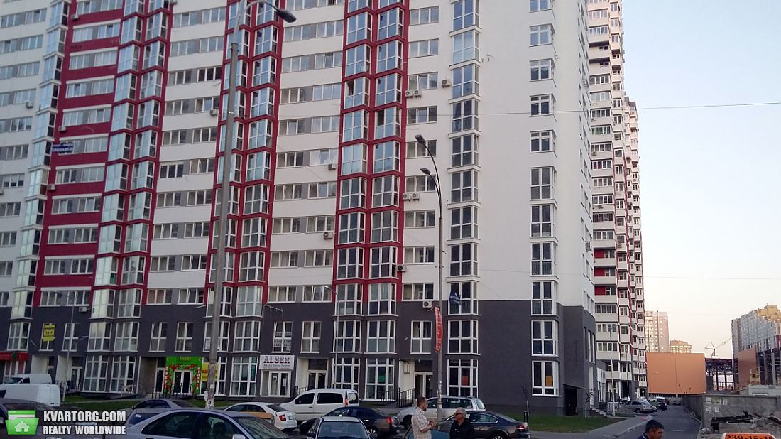 Sell 1-room apartment. Киев,  Драгоманова — photo 2