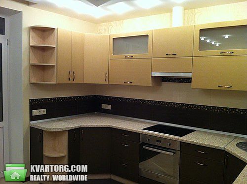 Sell 3-room apartment. Киев,  Амосова — photo 1