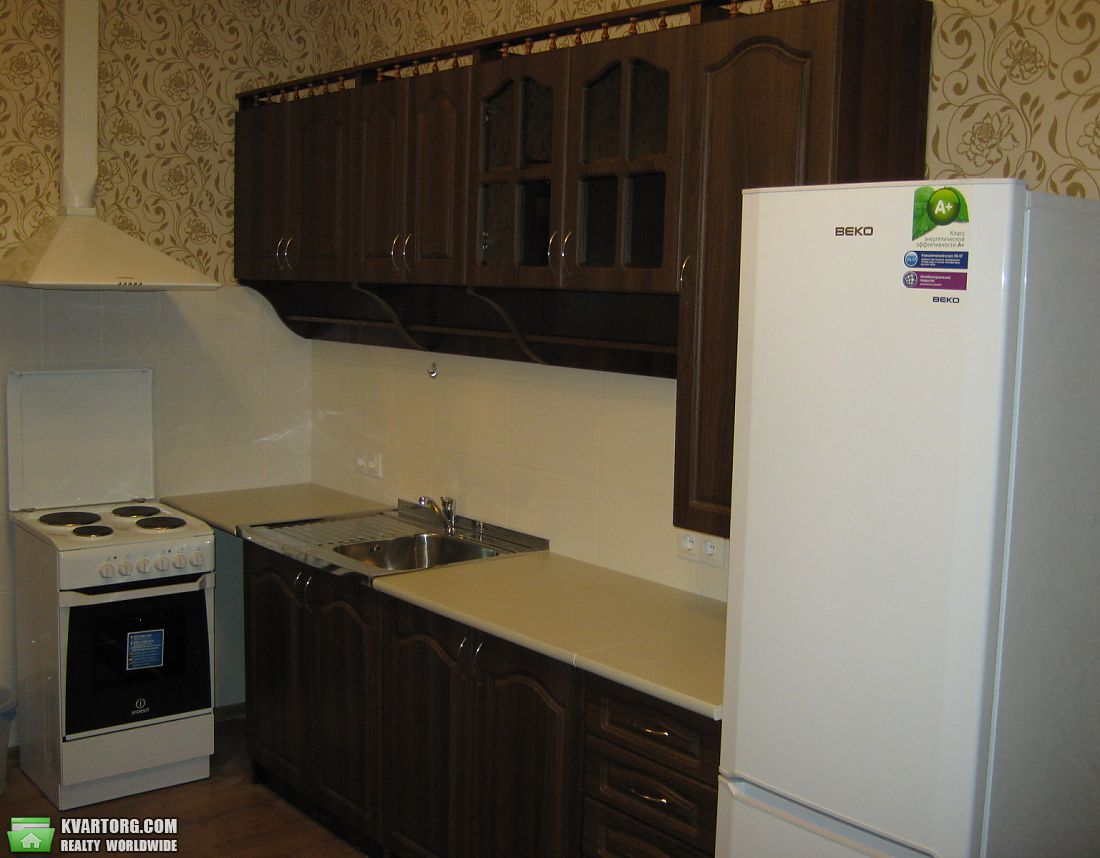 Rent out 1-room apartment. Киев,  Майорова — photo 1