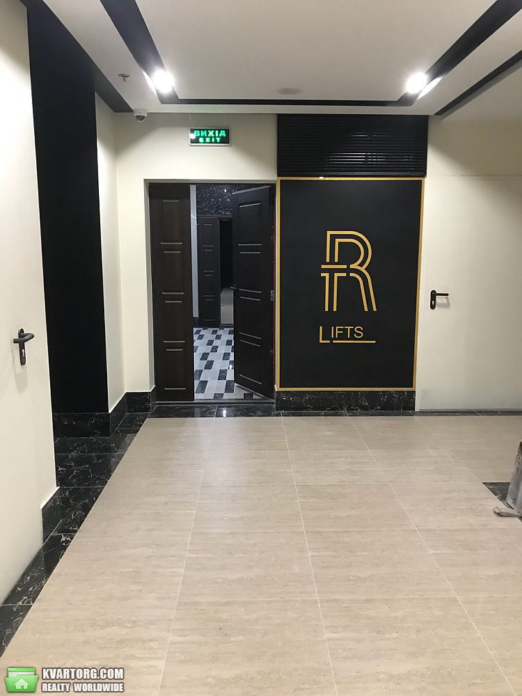 Rent out 2-room apartment. Киев,  Саксаганского — photo 9