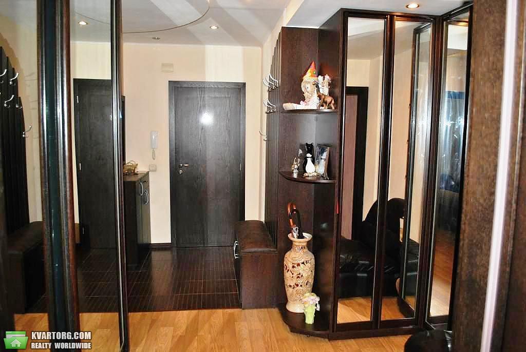 Rent out 2-room apartment. Киев,  Гончара — photo 10