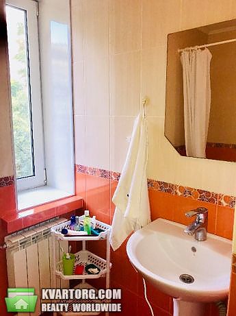 Rent out 2-room apartment. Киев,  Леси Украинки бул — photo 9