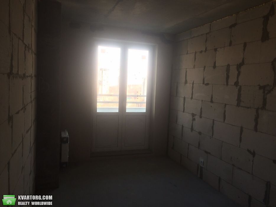 Sell 2-room apartment. Киев,  Феодосийская — photo 2
