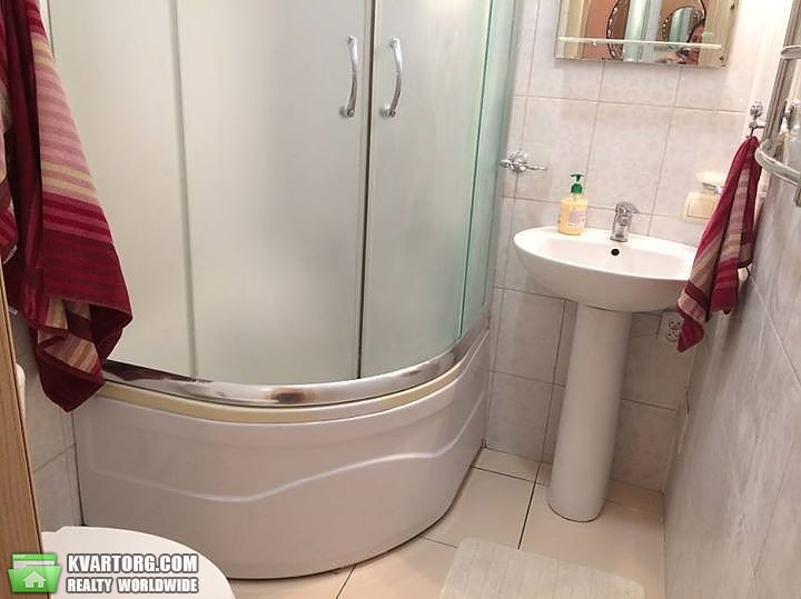 Rent out 2-room apartment. Киев, бульвар Дружбы Народов — photo 10