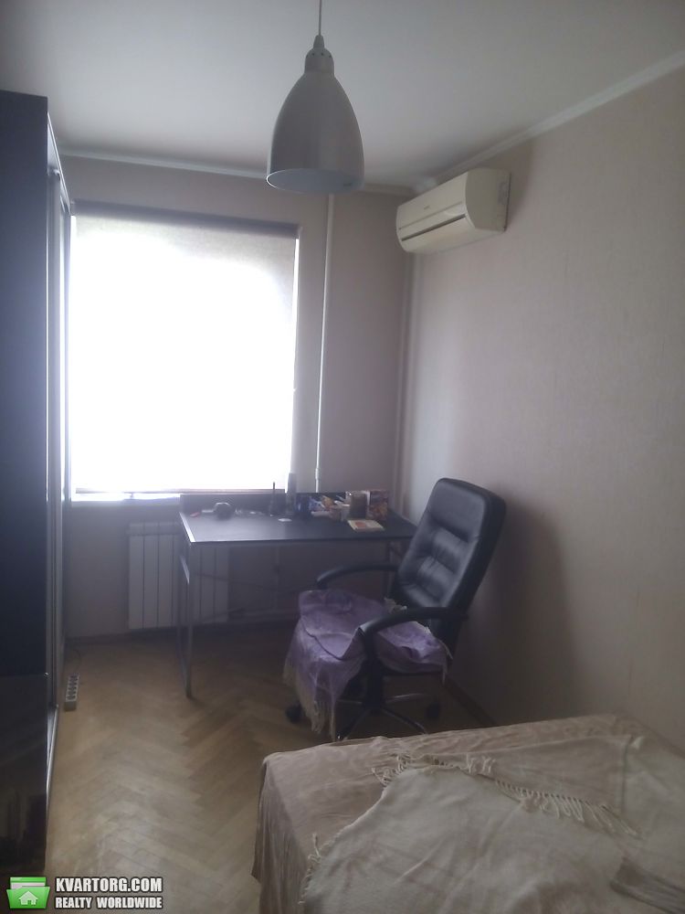 Sell 3-room apartment. Киев,  Ватутина пр — photo 2
