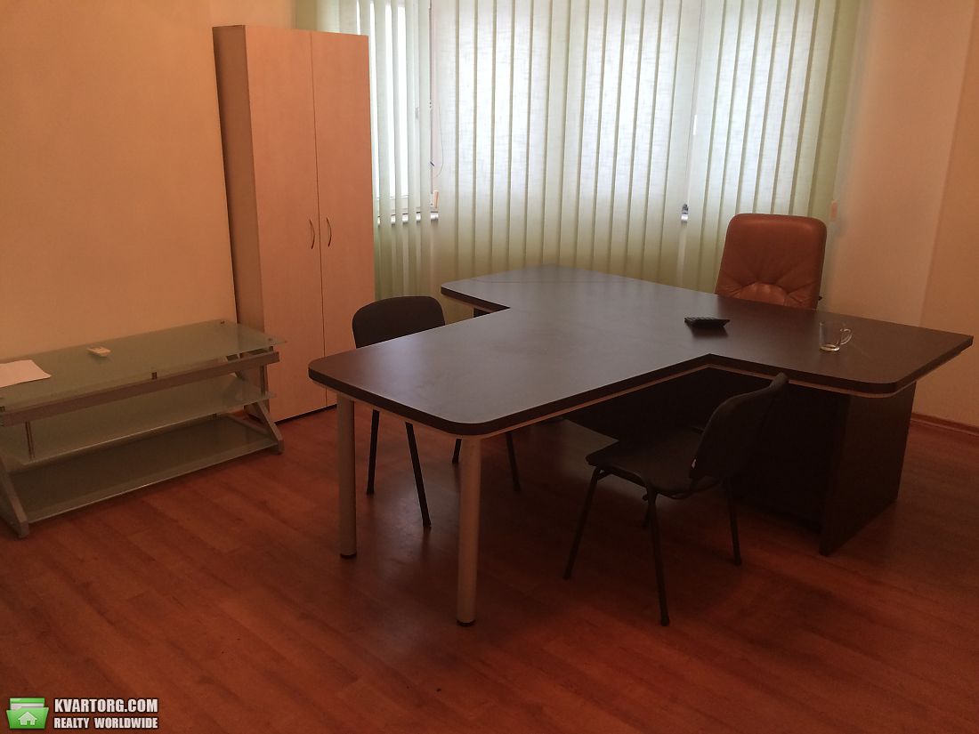Rent out office. Киев, Евгения Коновальца — photo 5