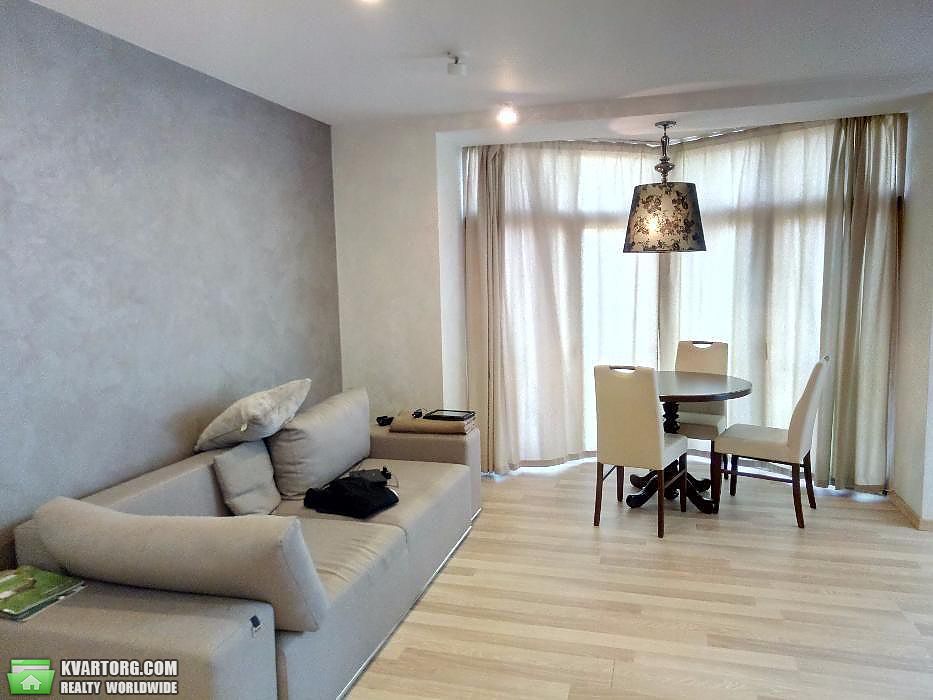 Rent out 3-room apartment. Киев,  Леси Украинки бул — photo 1