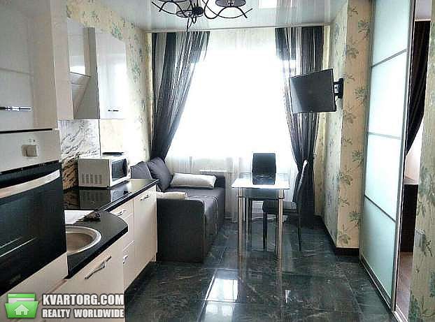 Rent out 1-room apartment. Киев,  Кондратюка — photo 1