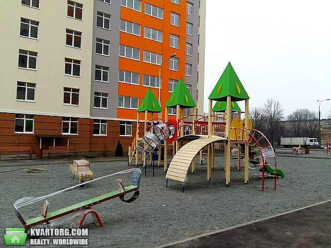 Sell 3-room apartment. Киев,  Комарова — photo 1