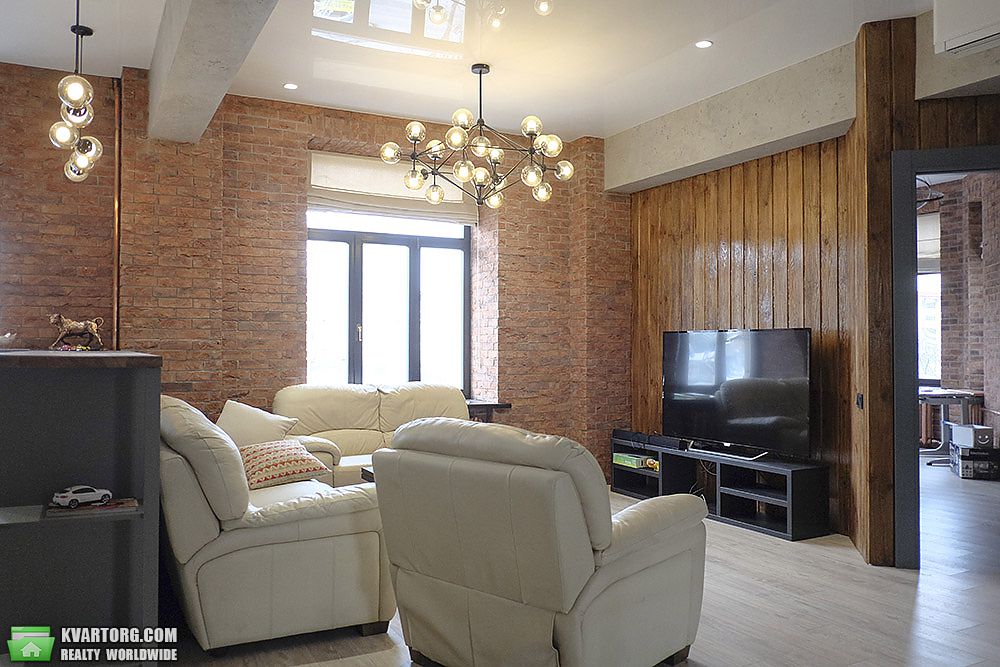 Rent out 3-room apartment. Киев,  Крещатик — photo 2