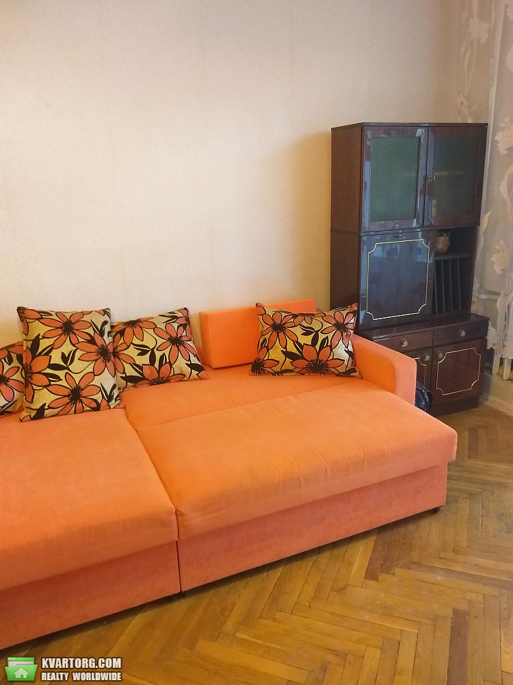 Rent out 2-room apartment. Киев,  Чигорина — photo 2