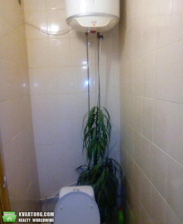 Sell 3-room apartment. Киев,  Симиренко — photo 10