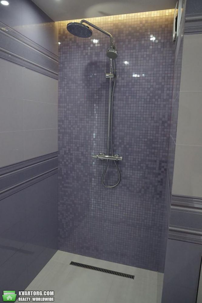Rent out 3-room apartment. Киев,  Златоустовская — photo 9