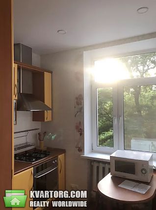 Rent out 2-room apartment. Киев,  Немировича-Данченко — photo 5