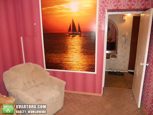 Rent out 2-room apartment. Харьков, Гвардейцев Широнинцев — photo 4